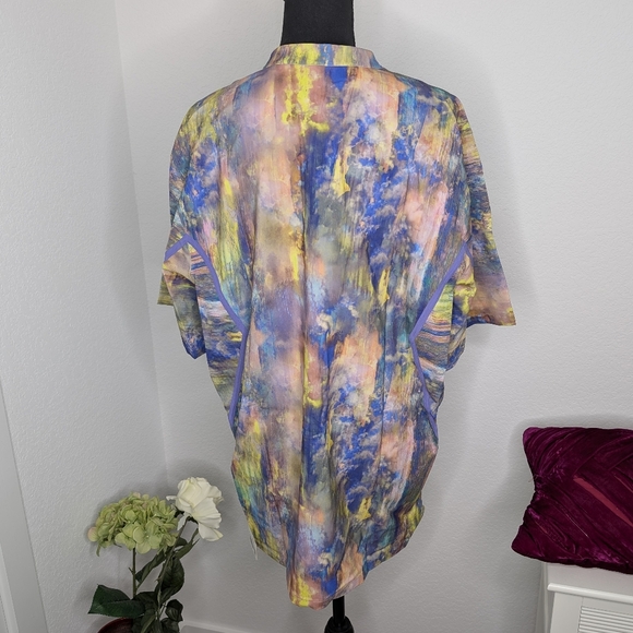 💘 NWT Lululemon Water Repellent Hiking Short Sleeve L M3DX7S - Picture 6 of 8